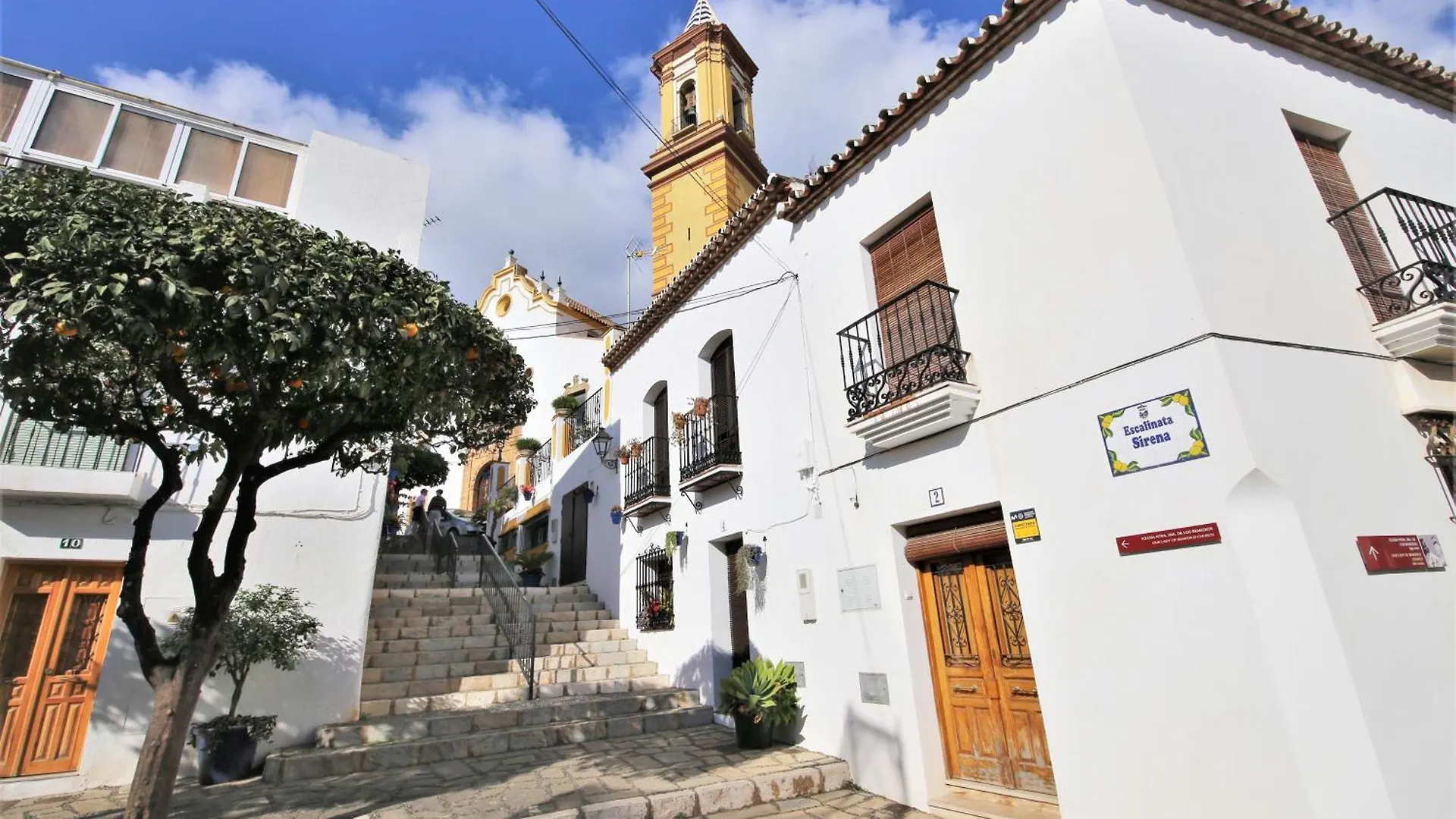 Estepona Town Apartment Anita